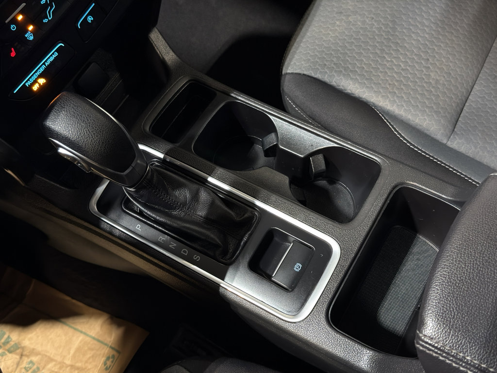 Used 2019 Ford Escape SE image 19