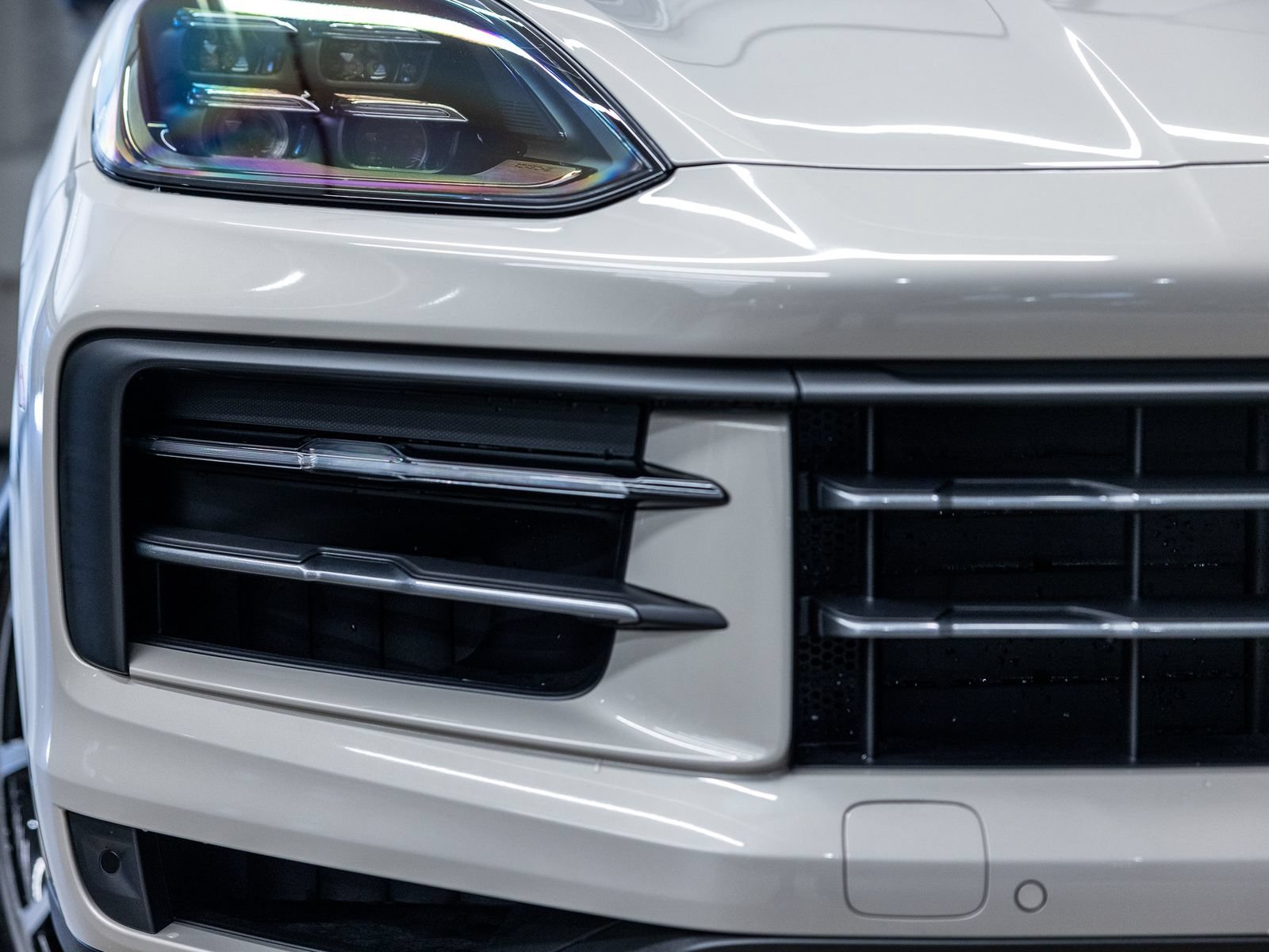 New 2026 Porsche Cayenne AWD/4WD image 17