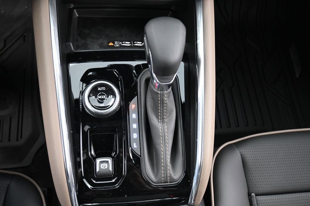 New 2026 GMC Canyon Denali AWD/4WD image 12