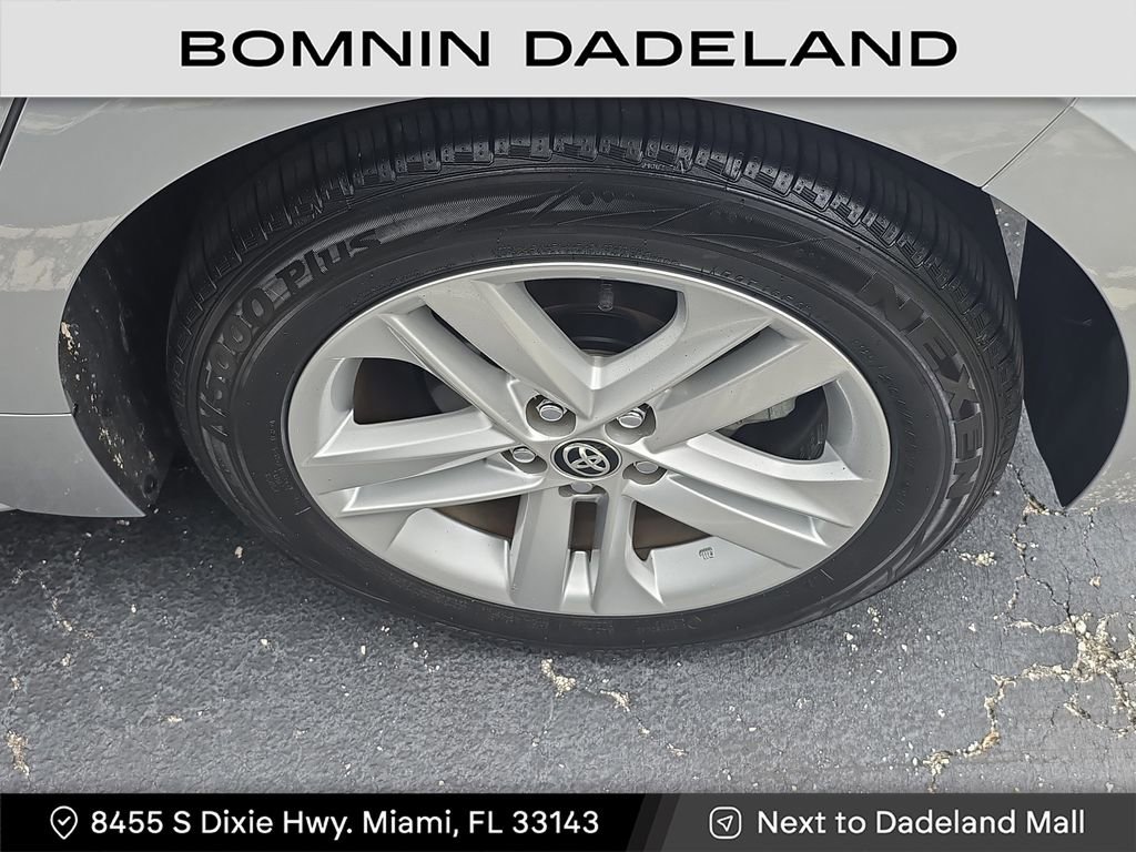 Used 2022 Toyota Corolla SE image 8