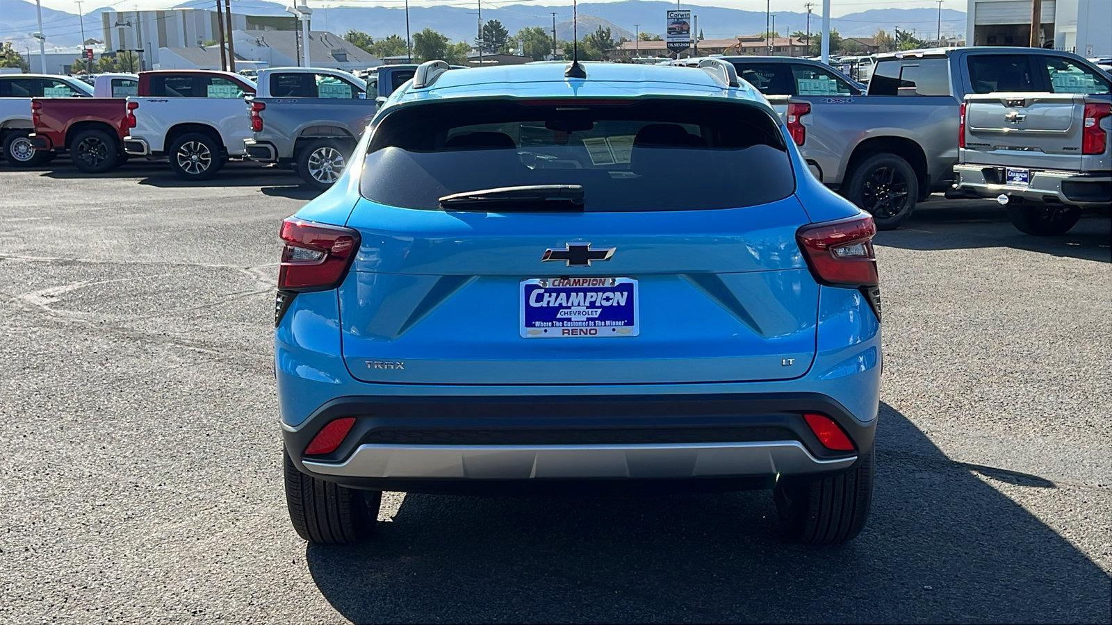New 2026 Chevrolet Trax LT w/ Sunroof Package image 6