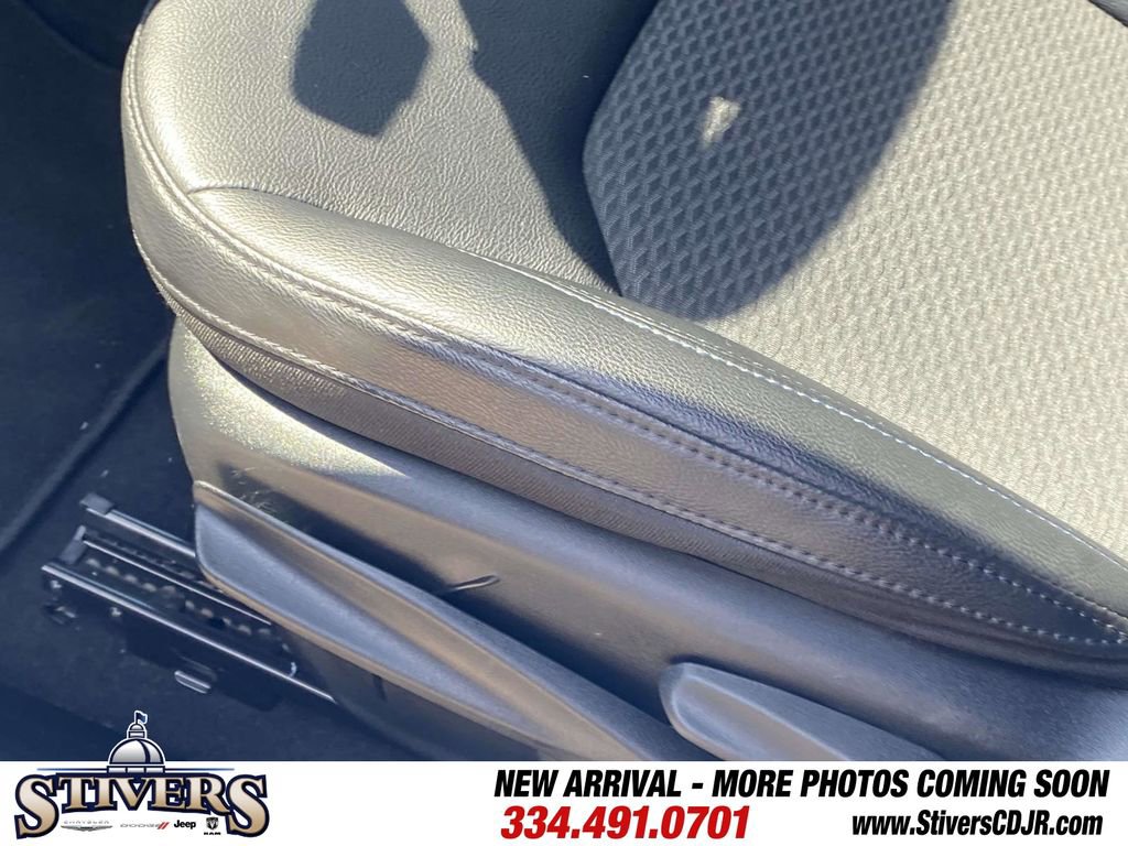 Used 2025 Jeep Compass Latitude image 51