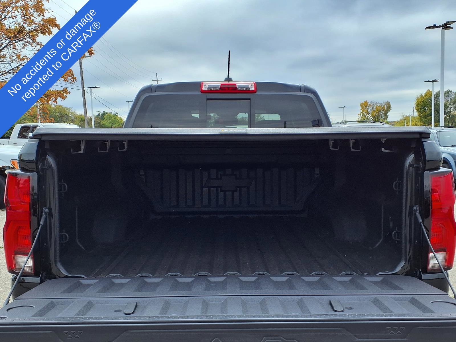 Used 2026 Chevrolet Colorado Z71 w/ Technology Package AWD/4WD image 11