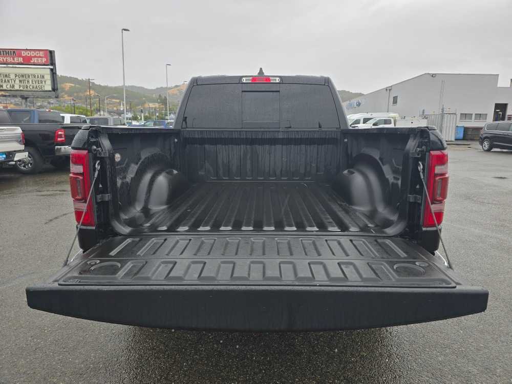Used 2022 RAM 1500 Laramie AWD/4WD image 19