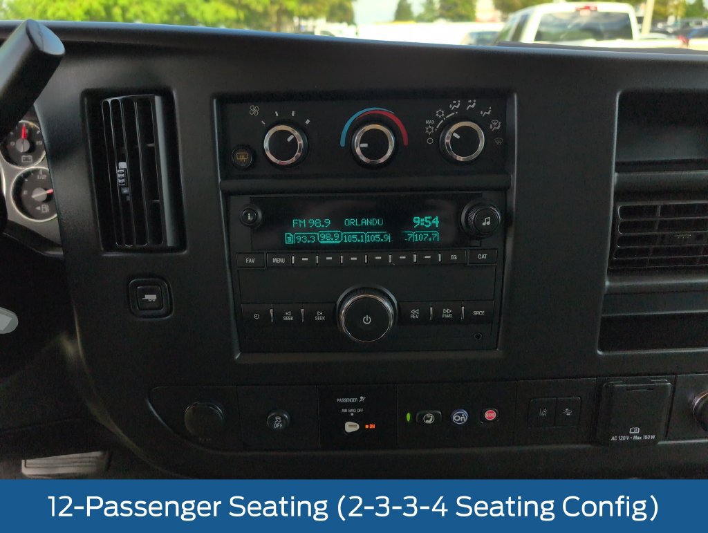 Used 2020 Chevrolet Express 3500 LT w/ LT Preferred Equipment Group RWD image 26