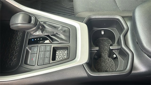 Used 2024 Toyota RAV4 LE image 19