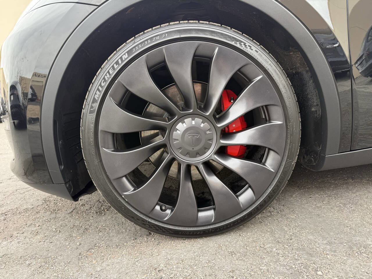 Used 2023 Tesla Model Y Performance image 32