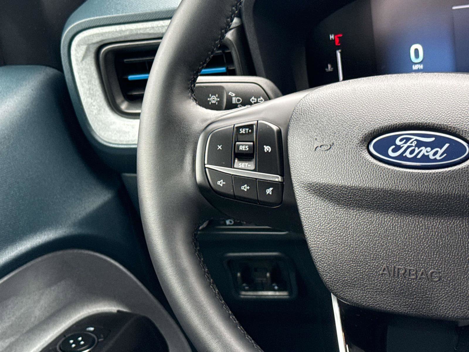 Used 2025 Ford Maverick XLT w/ XLT Luxury Package image 14