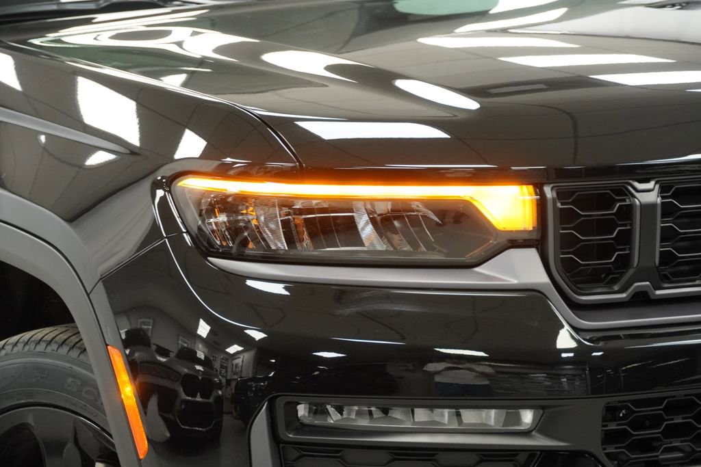 New 2026 Jeep Grand Cherokee L Limited AWD/4WD image 5