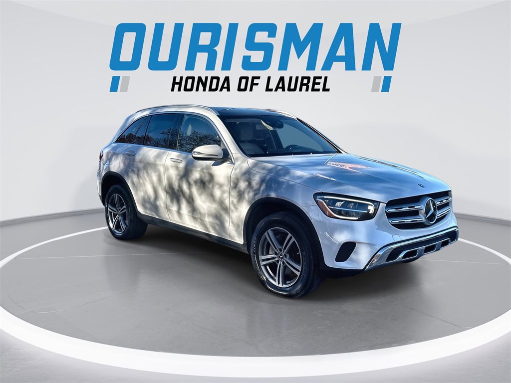 Used 2020 Mercedes-Benz GLC 300 4MATIC w/ Multimedia Package image 2