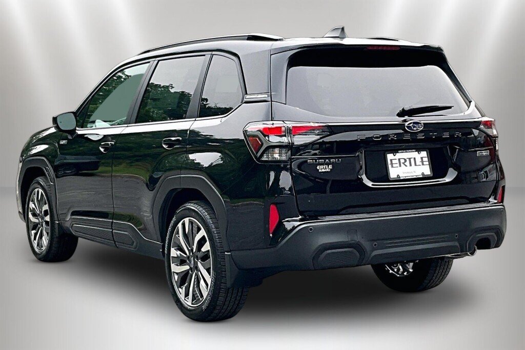 New 2026 Subaru Forester Touring AWD/4WD image 3