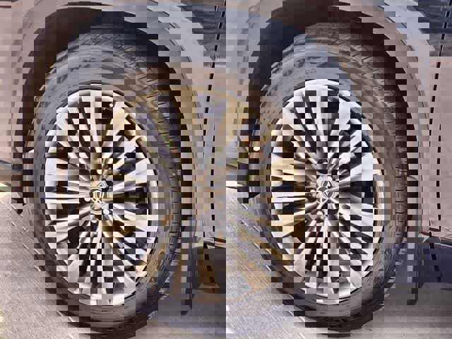 Used 2022 Toyota Highlander Platinum image 9