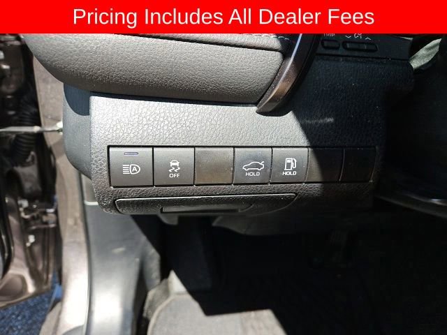 Used 2023 Toyota Camry XSE FWD image 6
