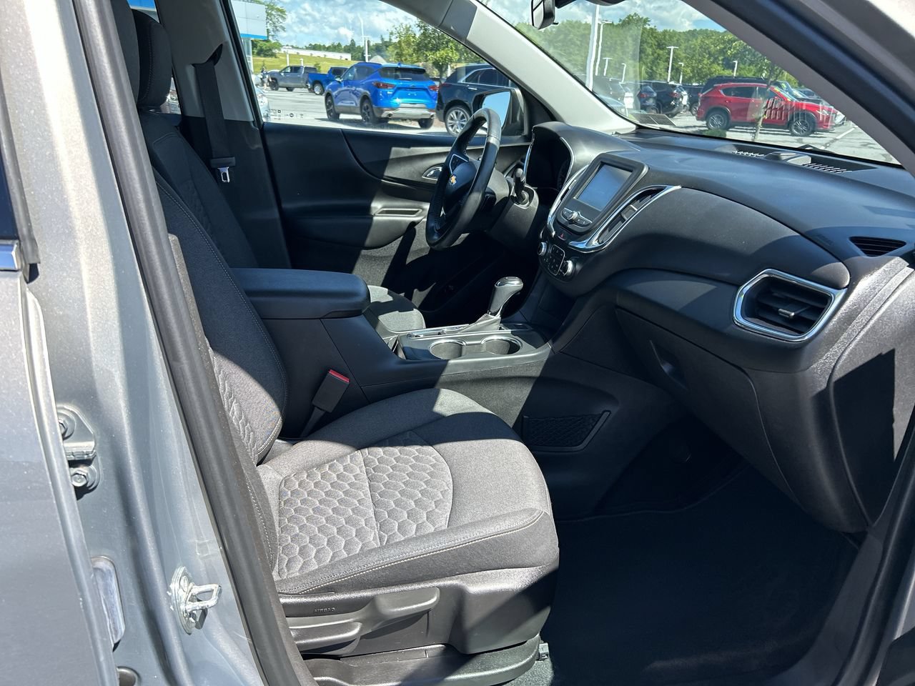 Used 2018 Chevrolet Equinox LT AWD/4WD image 14