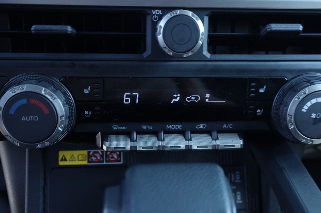 Used 2025 Toyota 4Runner TRD Off-Road Premium image 9