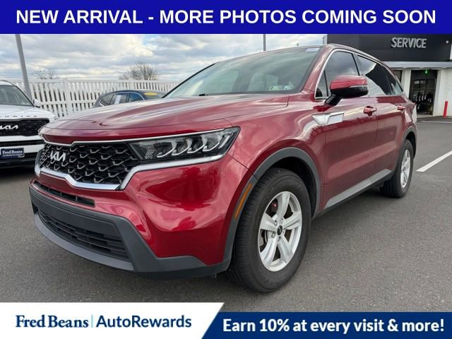 Used 2022 Kia Sorento LX image 3