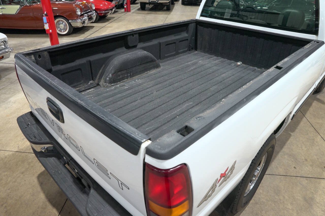 Used 2000 Chevrolet Silverado 1500 4x4 Regular Cab w/ Exterior Appearance Pkg image 20
