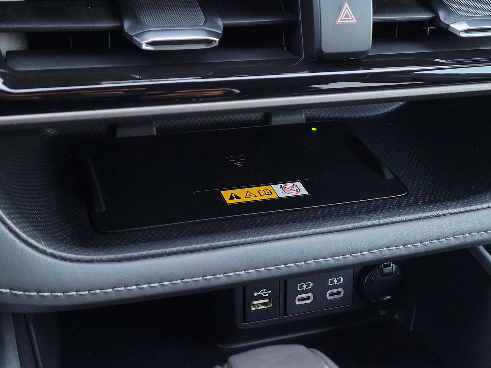 Certified 2024 Toyota Highlander XLE image 21