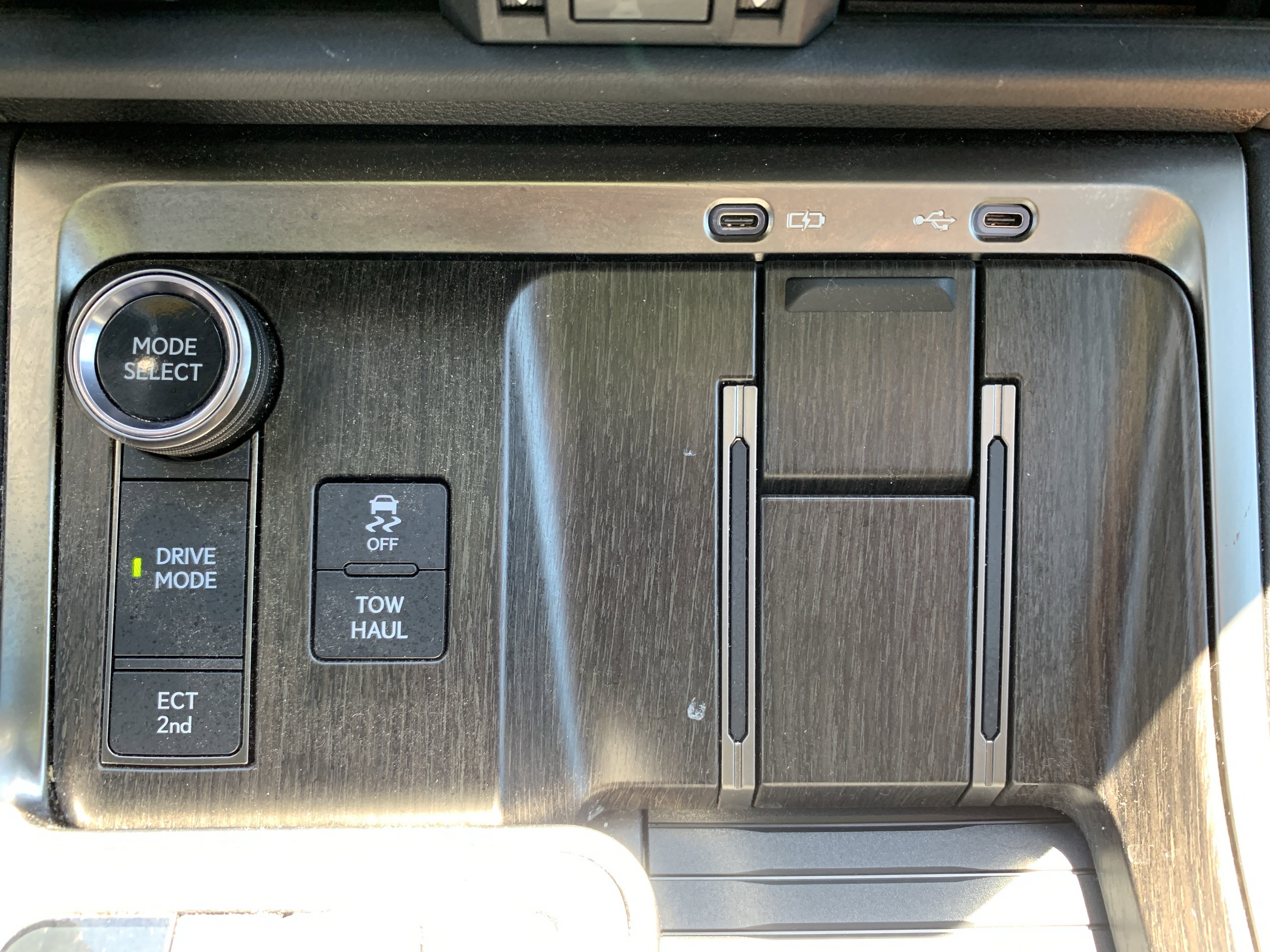 Used 2024 Lexus GX 550 w/ Accessory Package (Z1) AWD/4WD image 29