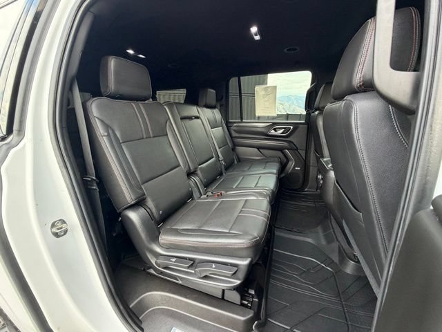 Used 2021 Chevrolet Suburban RST AWD/4WD image 24