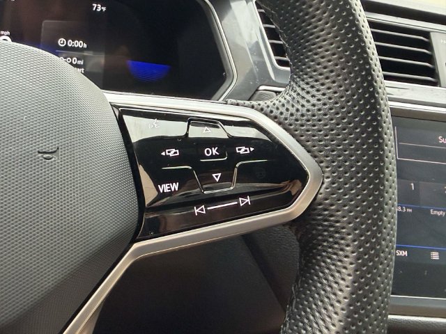 Used 2024 Volkswagen Tiguan SE R-Line AWD/4WD image 24