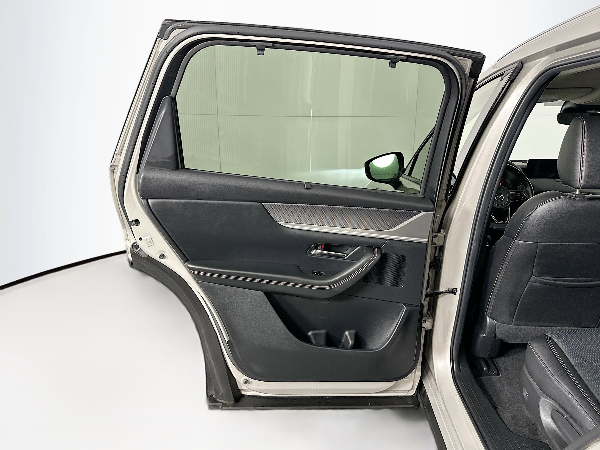 Used 2024 MAZDA CX-90 3.3 Turbo w/ Preferred Plus image 27