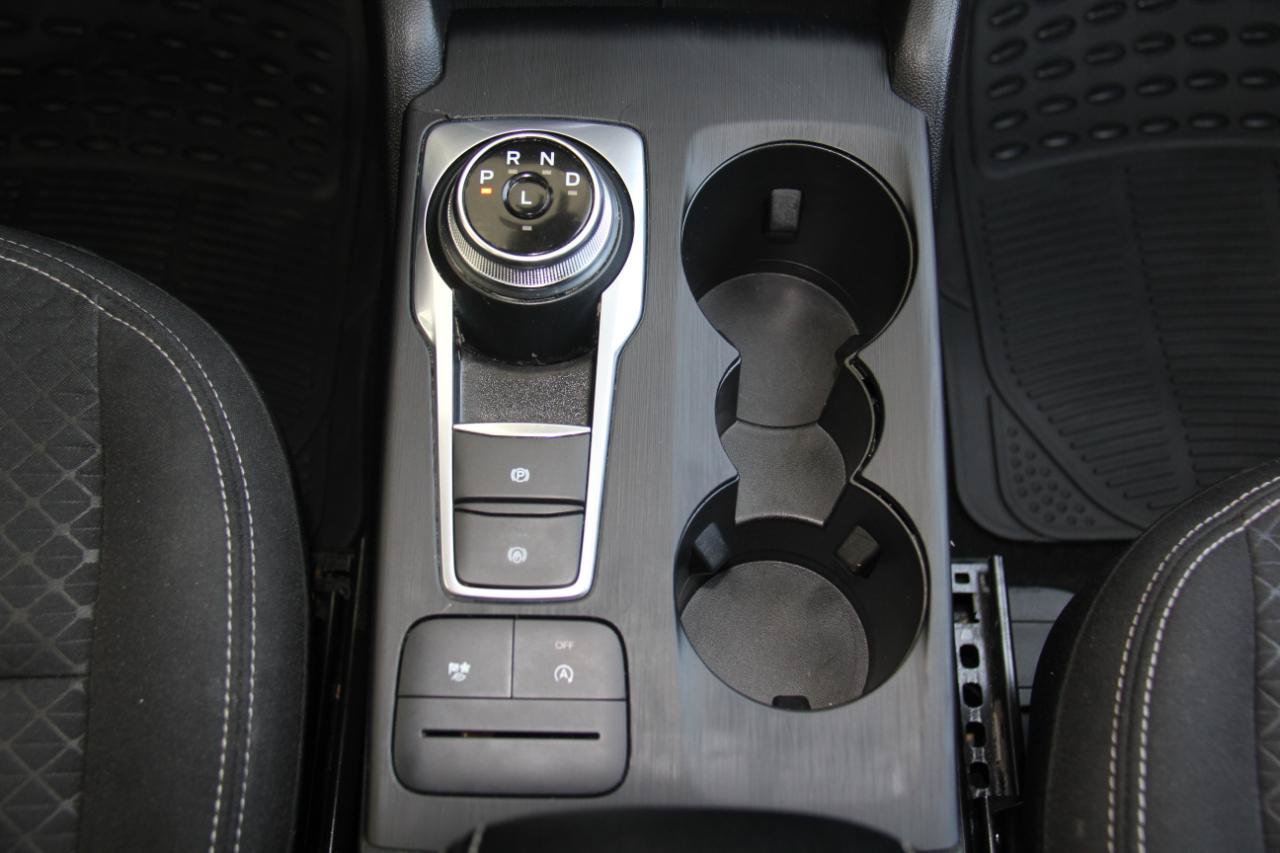 Used 2025 Ford Escape Active AWD/4WD image 18