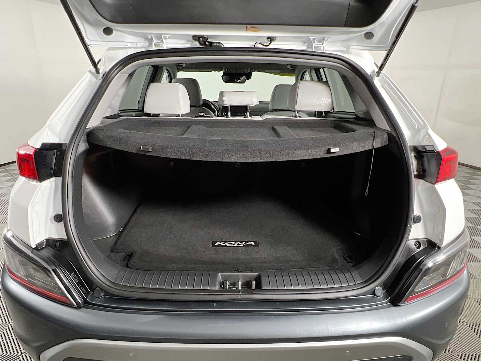 Certified 2023 Hyundai Kona Limited AWD/4WD image 27