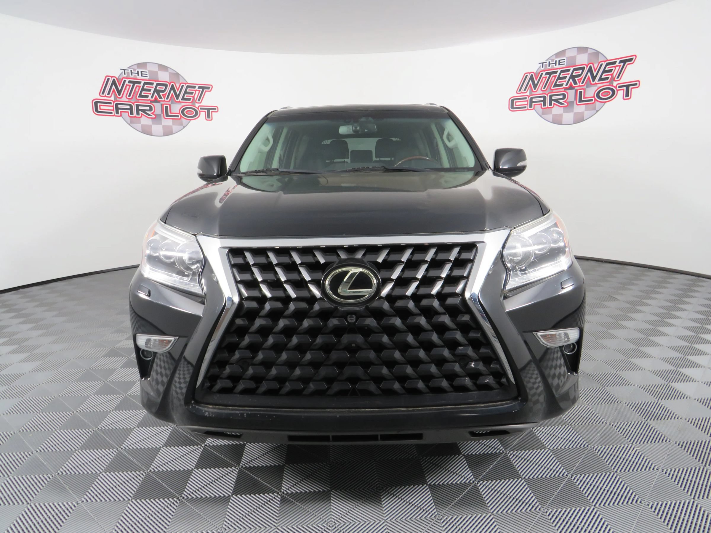 Used 2019 Lexus GX 460 Luxury AWD/4WD image 2