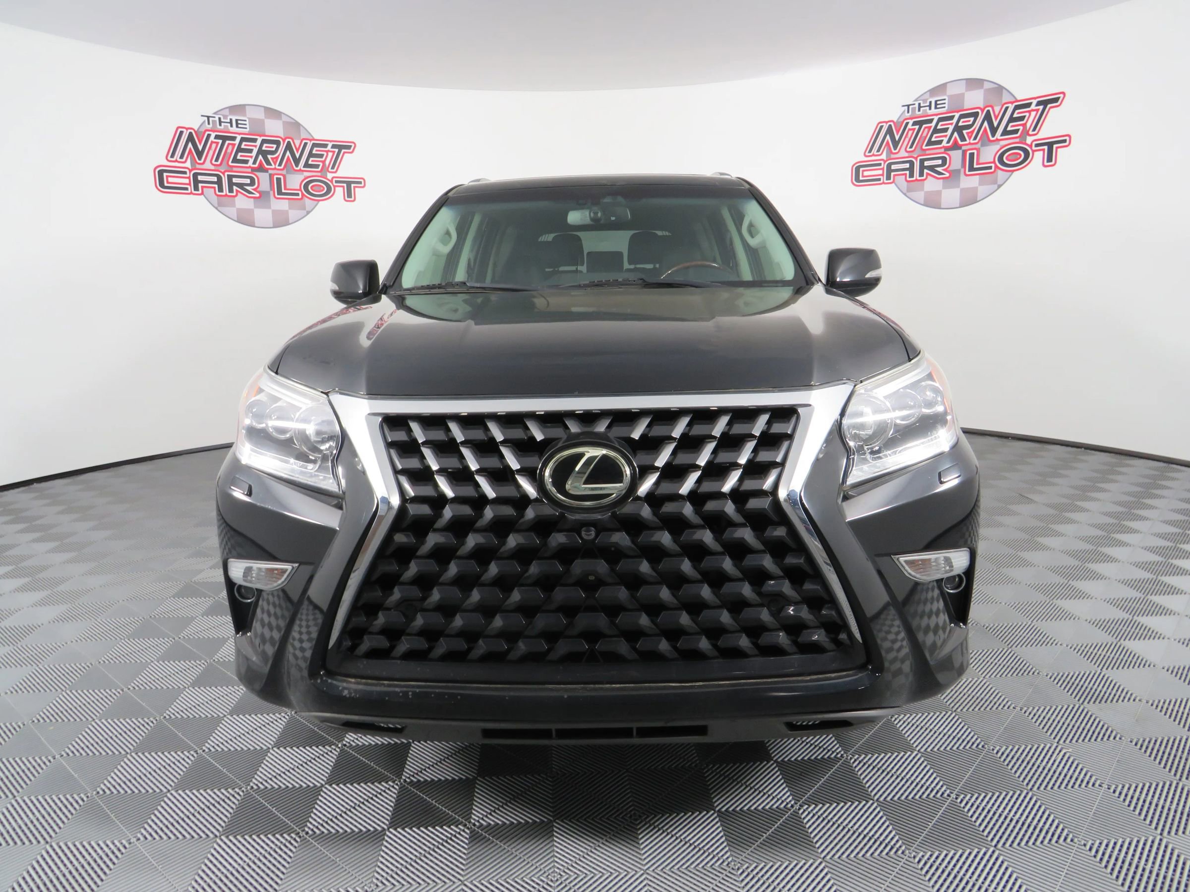 Used 2019 Lexus GX 460 Luxury image 2