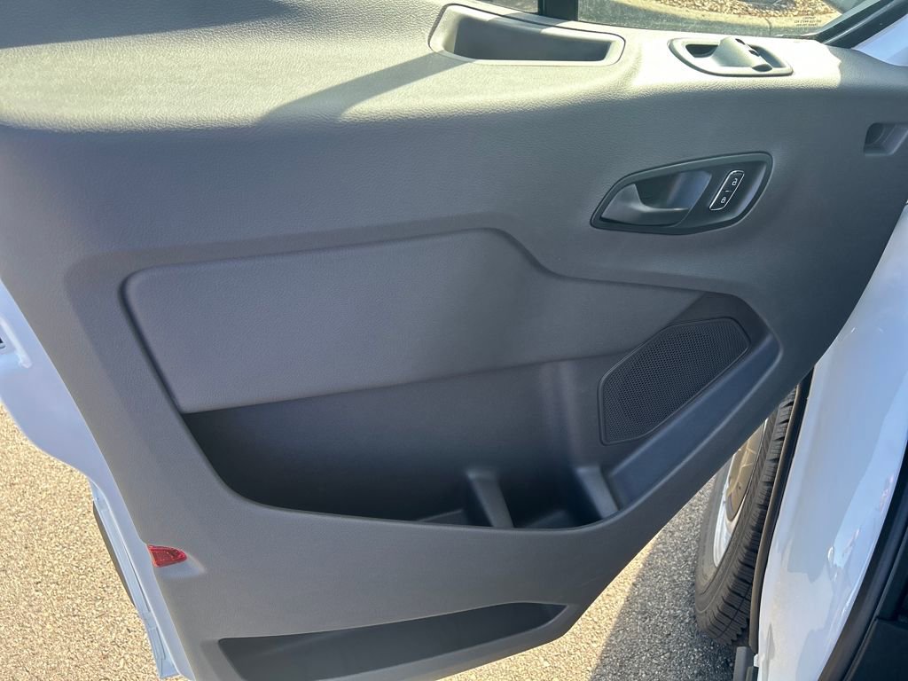 New 2025 Ford Transit 250 148 High Roof Extended image 14