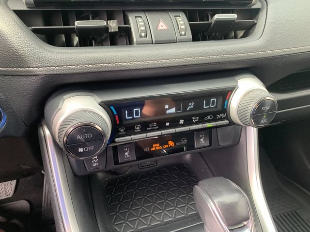 Used 2023 Toyota RAV4 XLE Premium AWD/4WD image 23