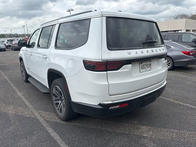 Used 2024 Jeep Wagoneer Series II w/ Flexible Seating Group image 4