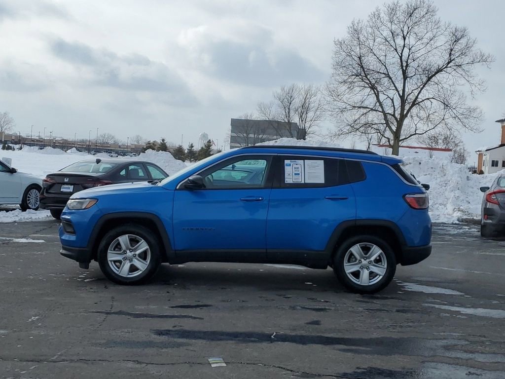Used 2017 Jeep Renegade Sport w/ Power & Air Group image 4