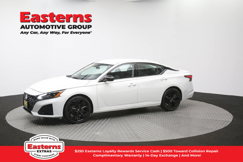 Used 2024 Nissan Altima 2.5 SR FWD image 54