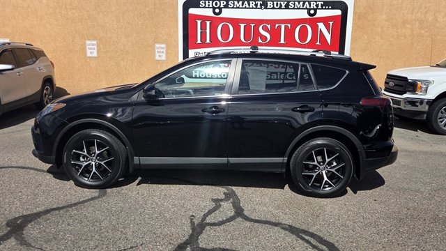Used 2016 Toyota RAV4 SE AWD/4WD image 1