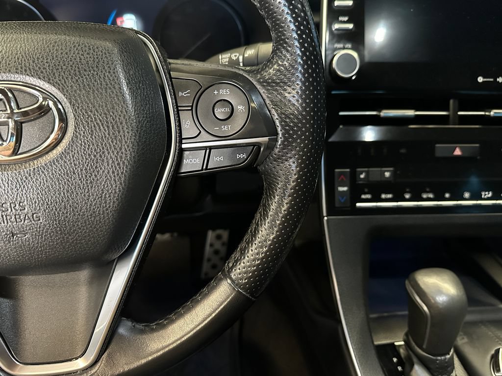 Used 2019 Toyota Avalon Touring w/ Advanced Safety Package FWD image 12