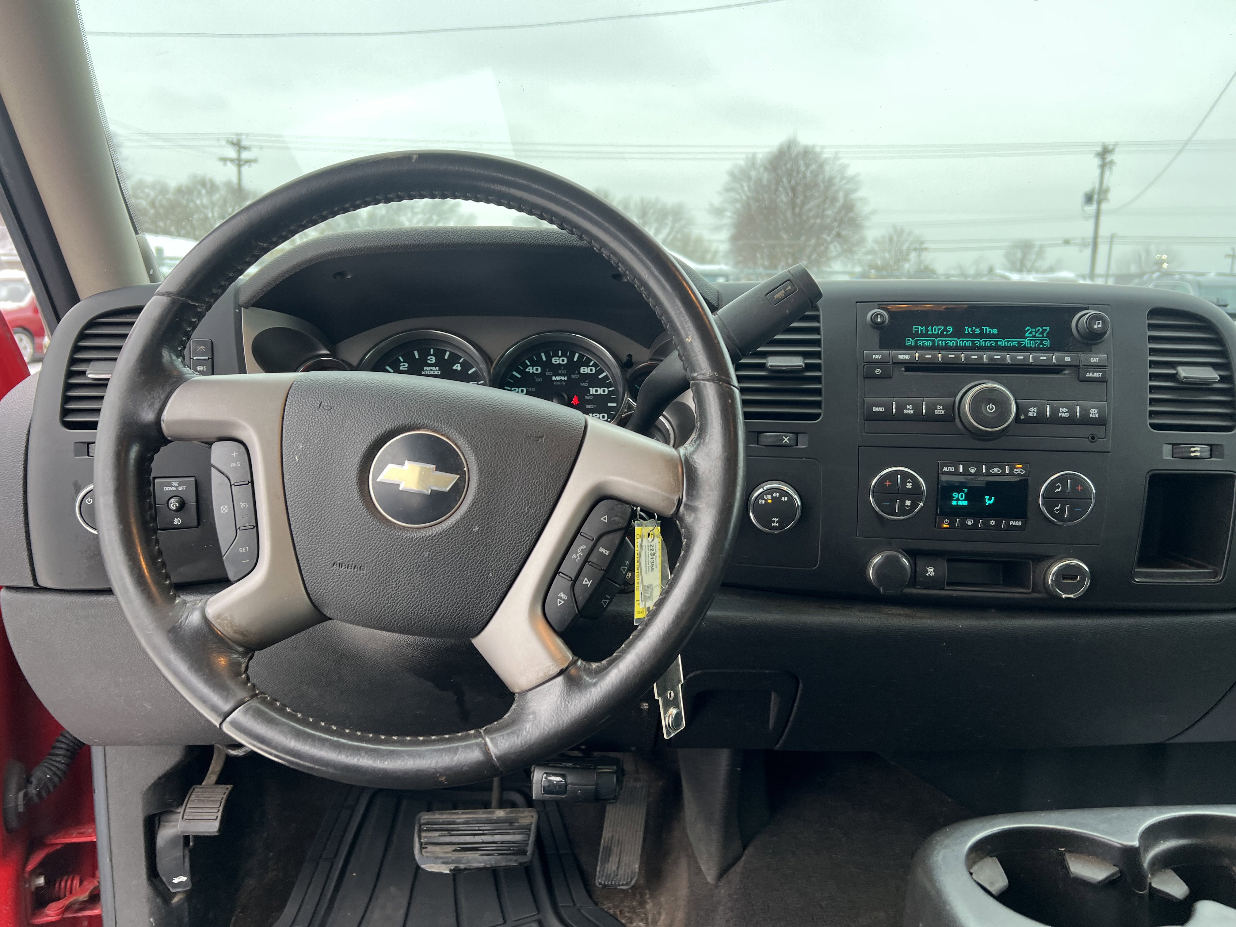 Used 2010 Chevrolet Silverado 1500 LT w/ Power Pack Plus image 13
