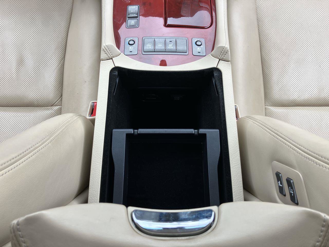 Used 2012 Lexus LS 460 L image 19