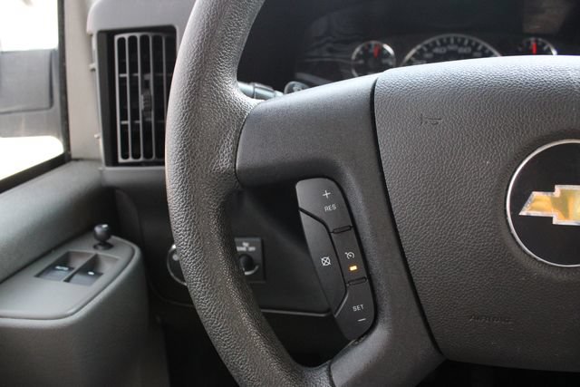 Used 2022 Chevrolet Express 2500 w/ Driver Convenience Package RWD image 10