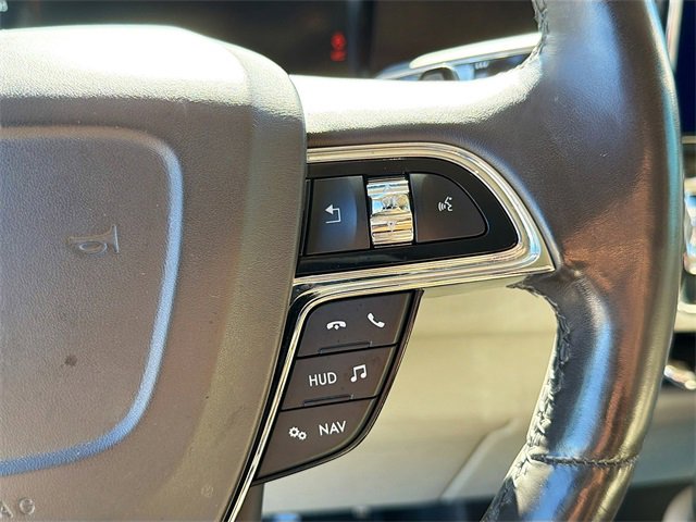 Used 2019 Lincoln Navigator Reserve image 42