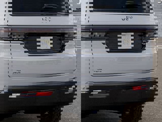 New 2026 Jeep Grand Wagoneer 4WD image 13