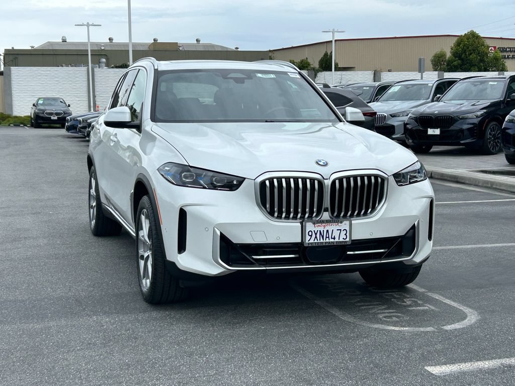 Used 2026 BMW X5 sDrive40i w/ Parking Assistance Package RWD image 7