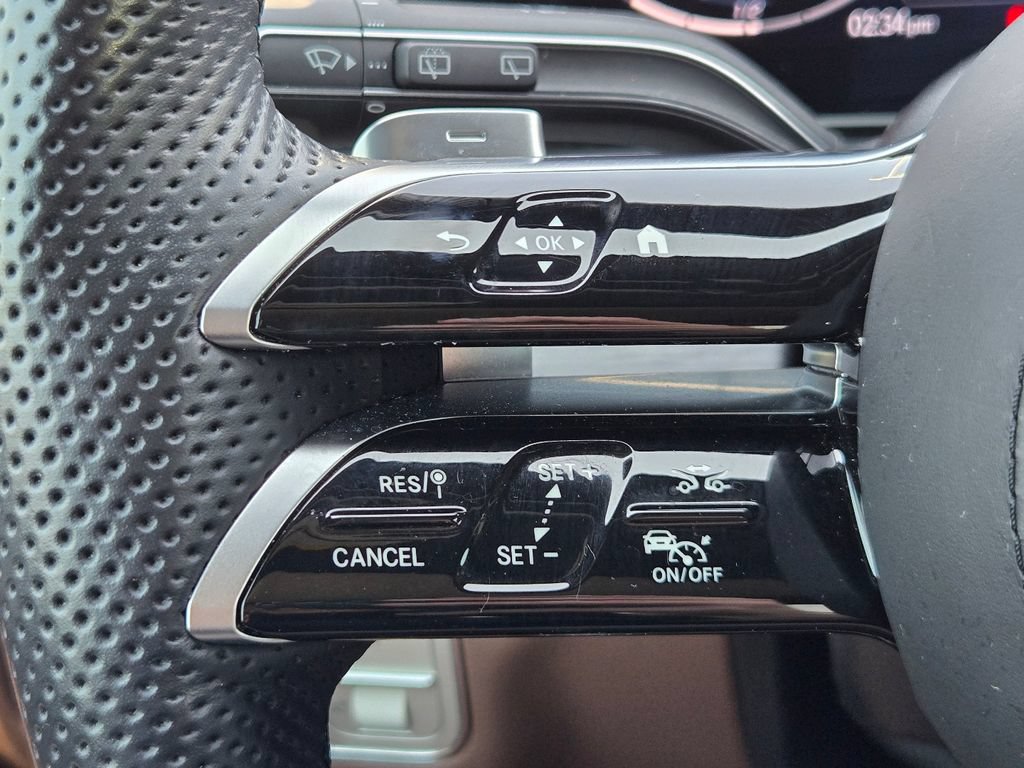 Used 2024 Mercedes-Benz GLS 450 4MATIC image 26