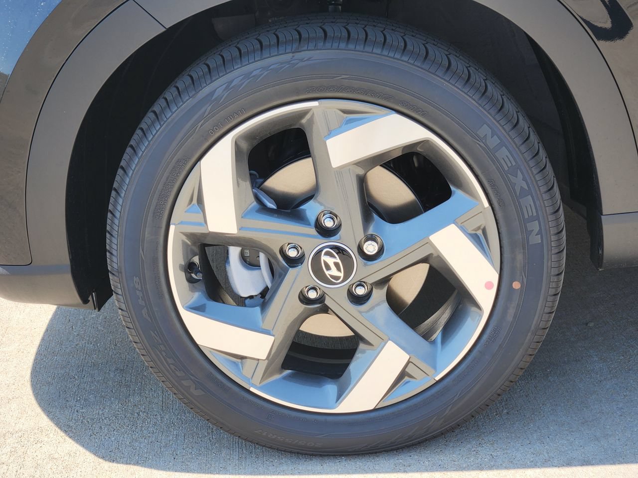 New 2026 Hyundai Venue SEL FWD image 7