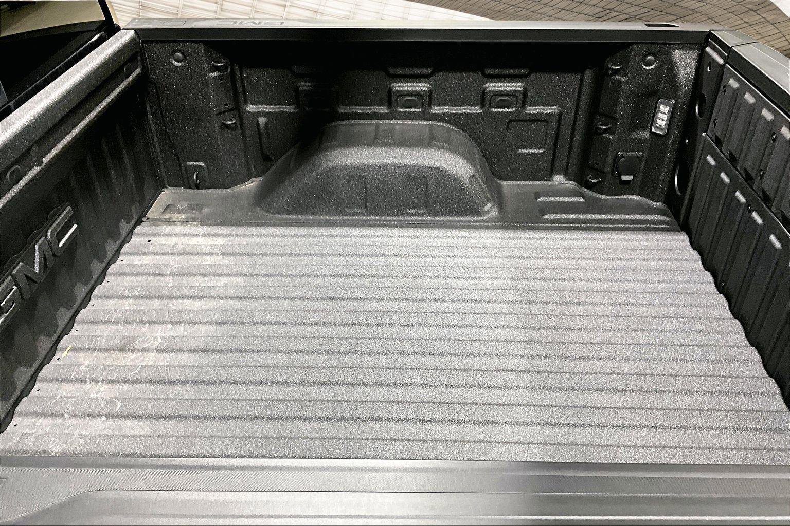 New 2026 GMC Sierra 1500 SLT w/ SLT Premium Plus Package image 5