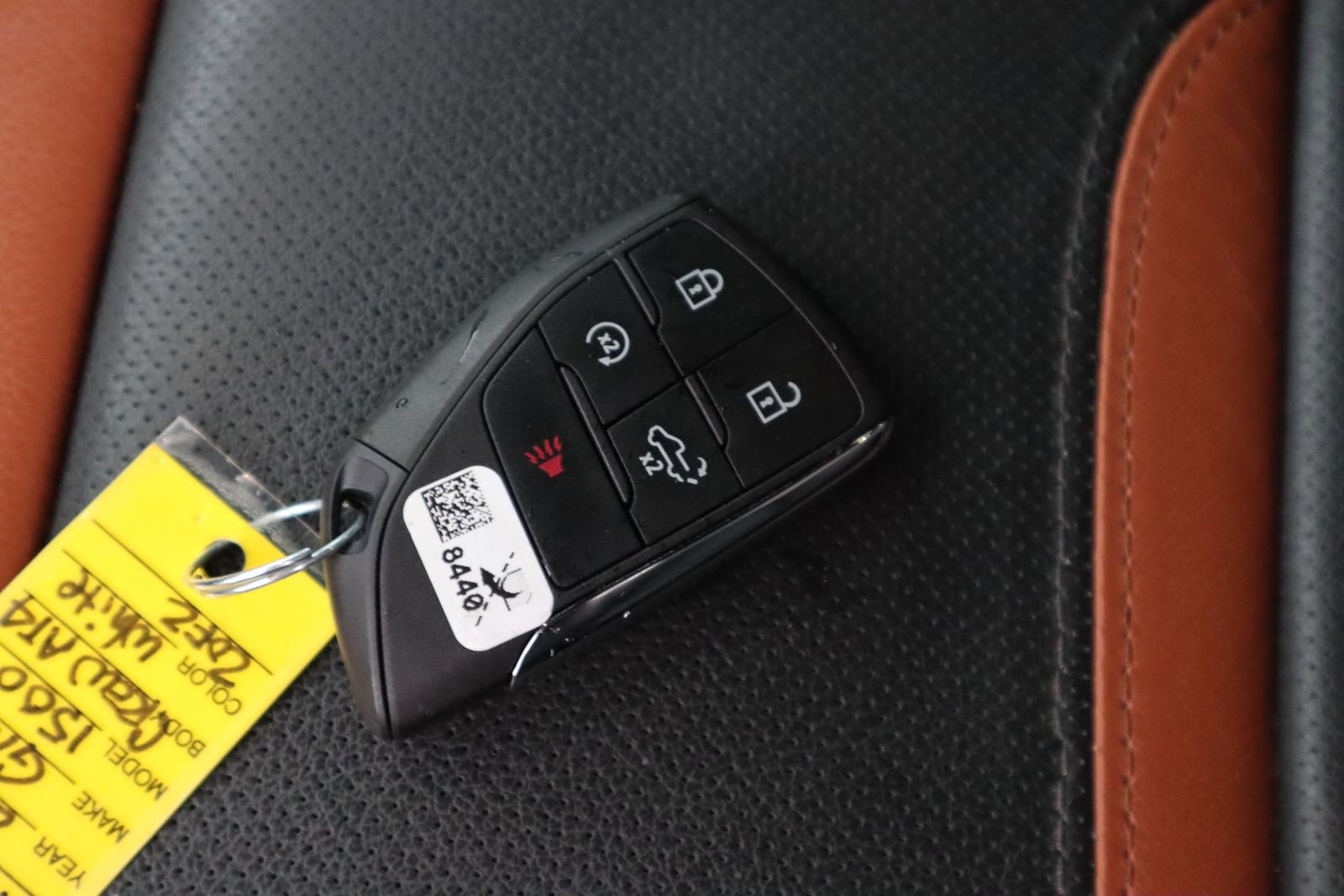 Used 2024 GMC Sierra 1500 AT4 w/ Technology Package image 38