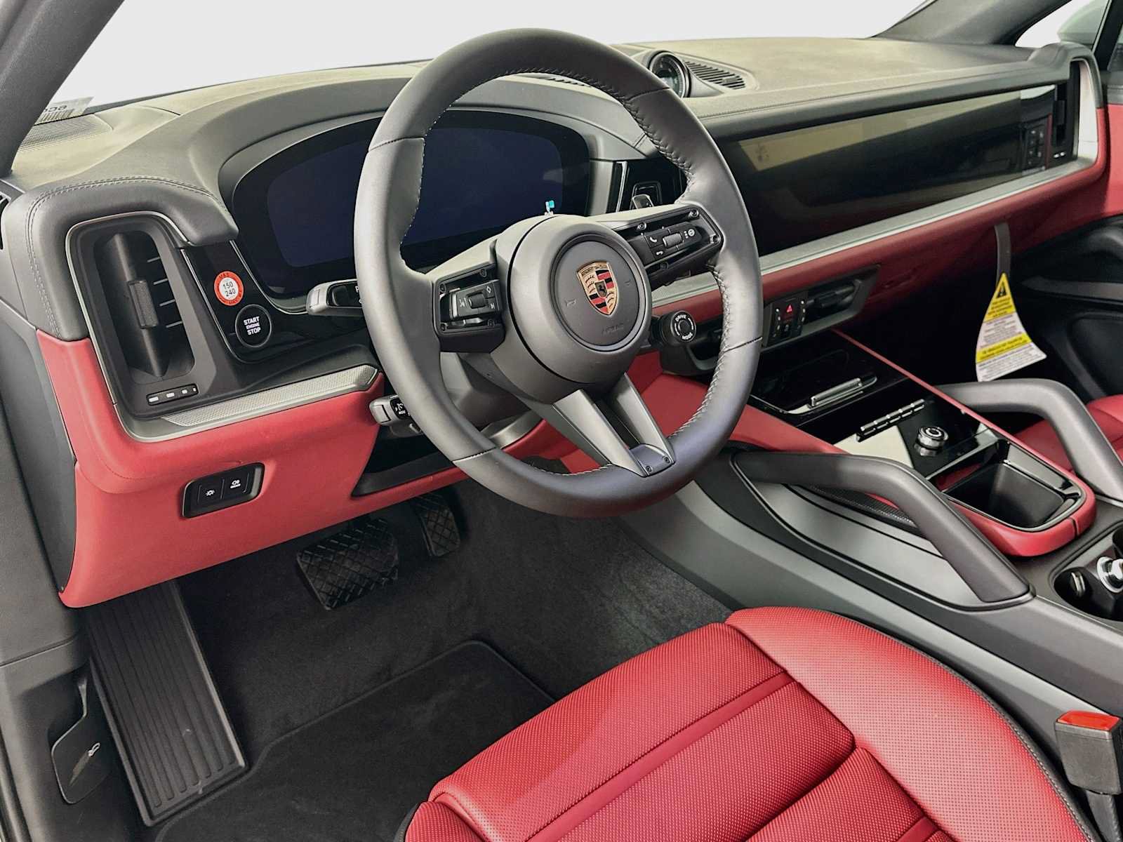 New 2026 Porsche Cayenne Coupe AWD/4WD image 4