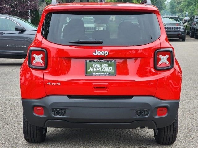 Used 2023 Jeep Renegade Latitude w/ Premium Group image 20