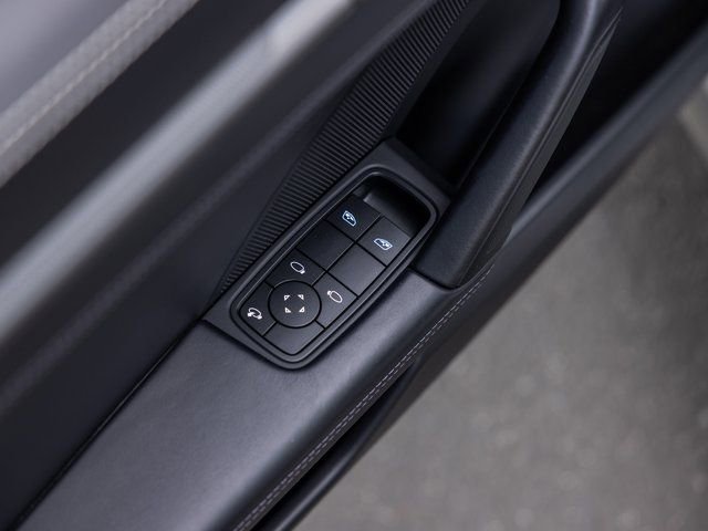 Certified 2022 Porsche 911 Targa 4S w/ Premium Package image 42
